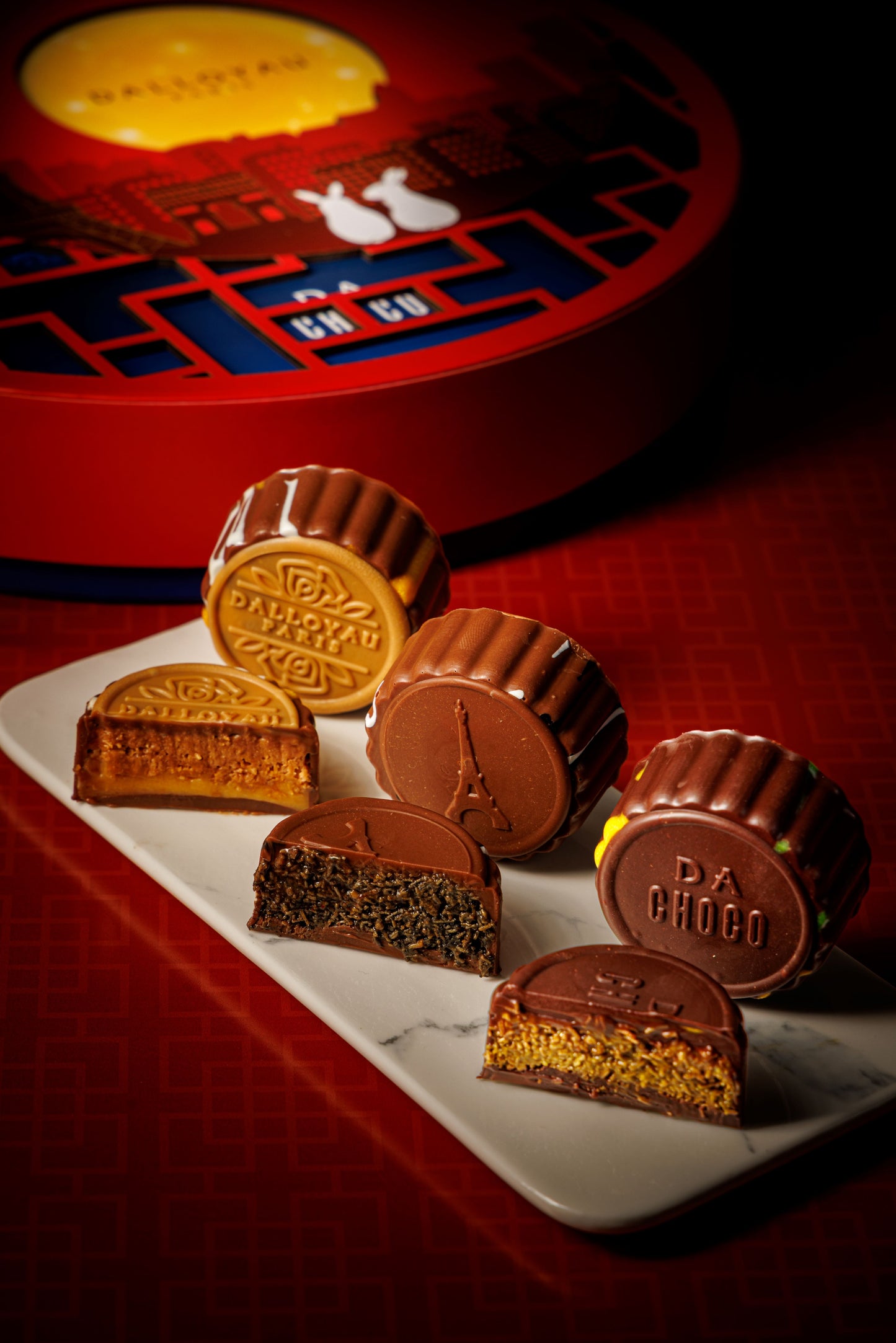 Crispy Chocolate Mooncake